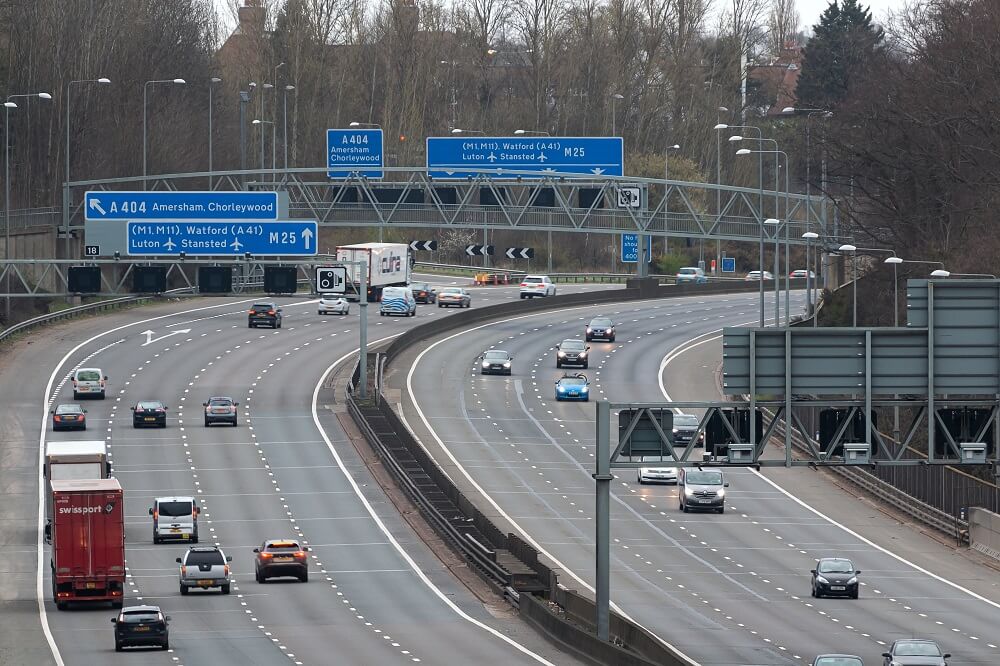 9 Essential Motorway Driving Tips for Beginners